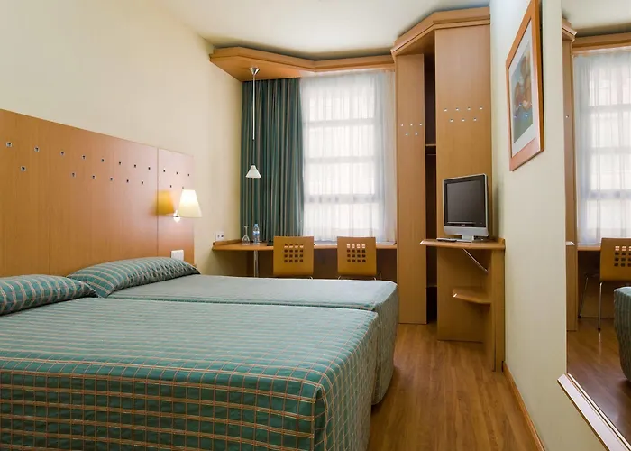 Szálloda Nh Ciencias 3*