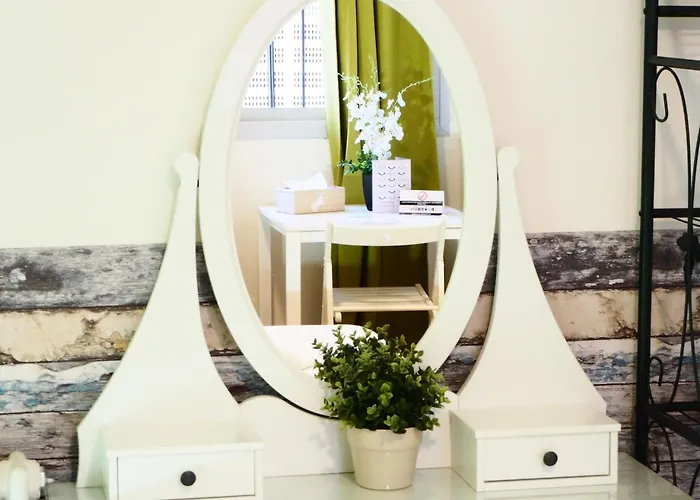 Suits You: Adults-only Centro Historico With Auto Check-in Hotel 2*