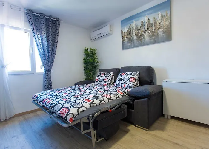 아파트 Versus Near Of Arts