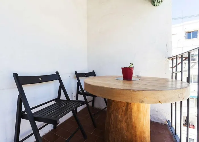 Arrendamiento De Temporada En Ruzafa Διαμέρισμα *