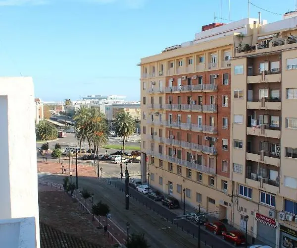 Luminoso * La Marina De