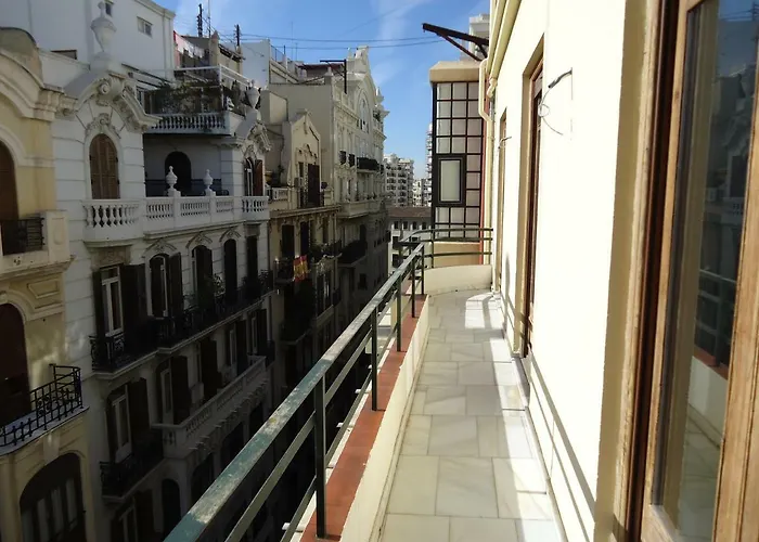 Entre La Estacion Y El Ayuntamiento